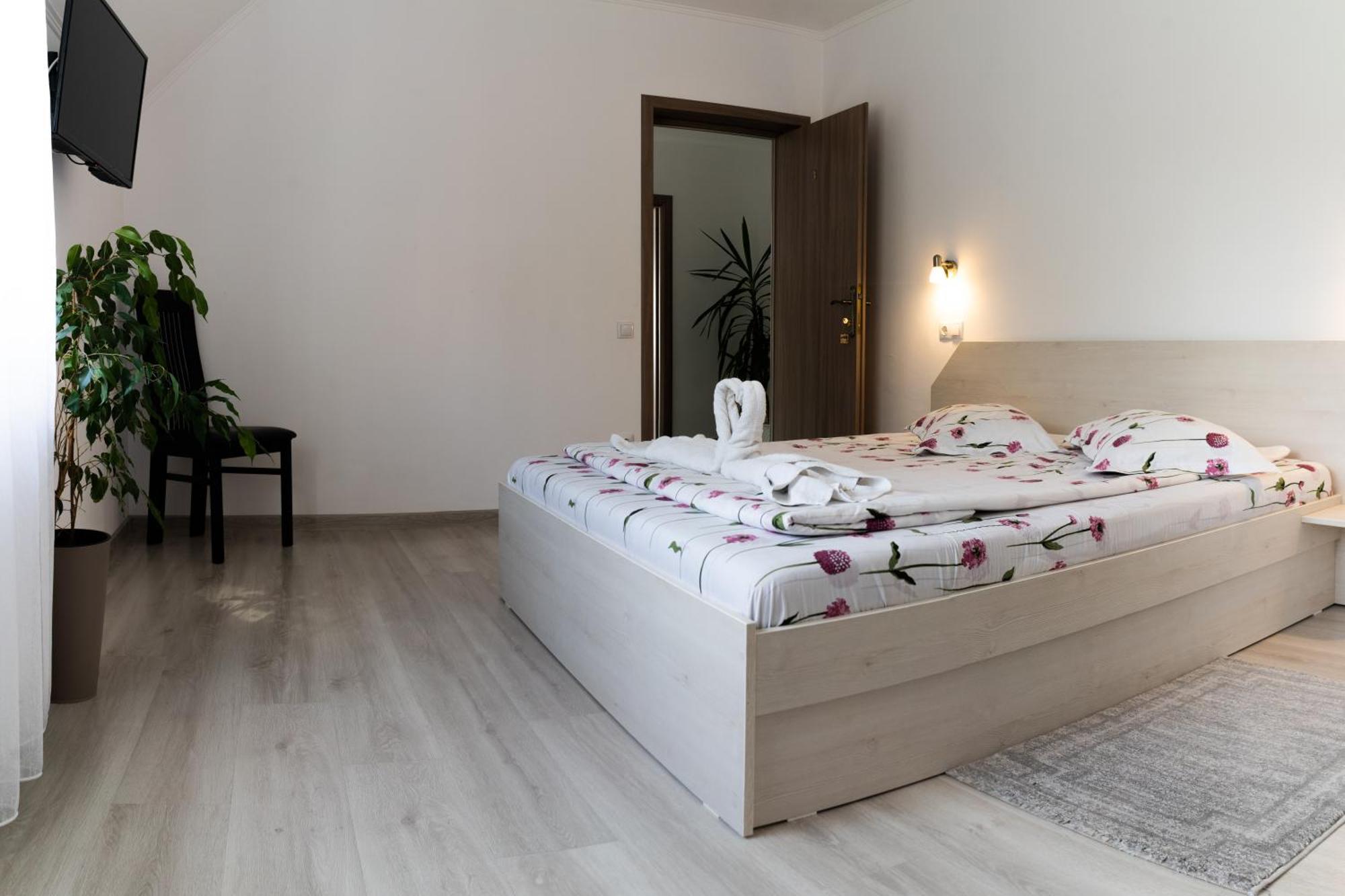 Casa Bokor Hotel Szováta Kültér fotó